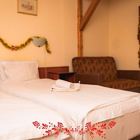 Pension Tip-Top Targu-Mures Bagian luar foto