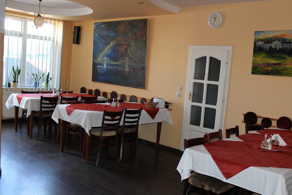 Pension Tip-Top Targu-Mures Bagian luar foto