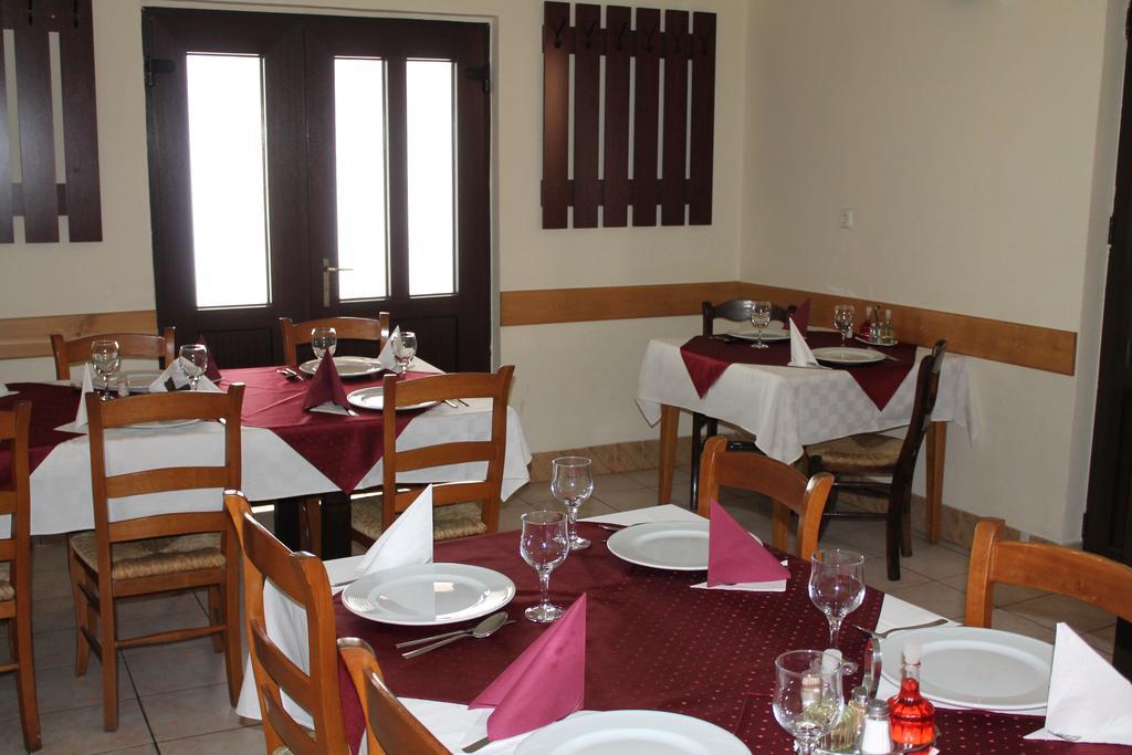 Pension Tip-Top Targu-Mures Bagian luar foto