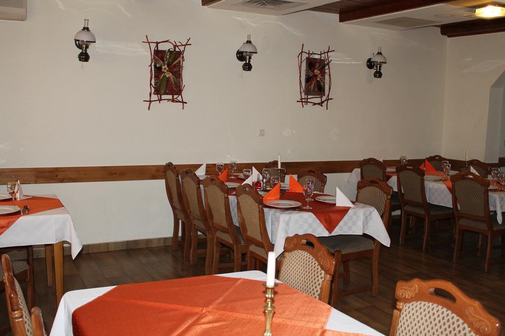 Pension Tip-Top Targu-Mures Bagian luar foto